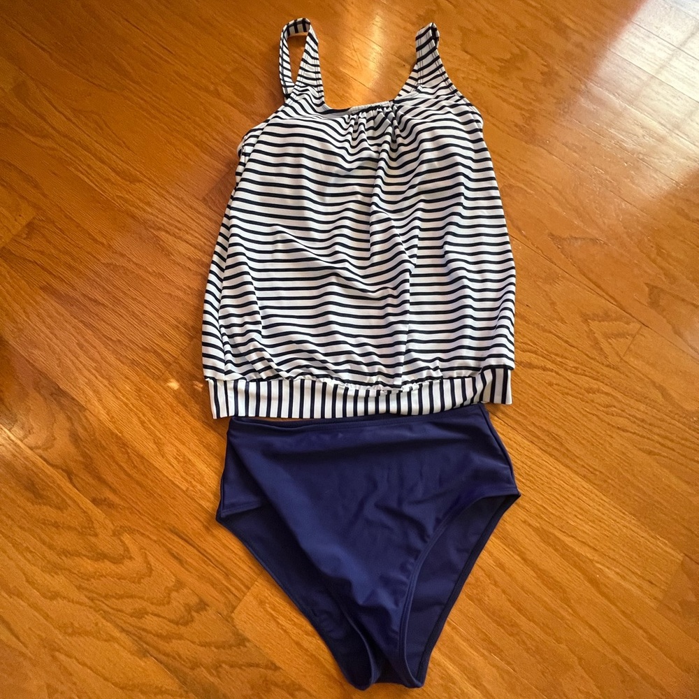 Maternity Swimsuit 2 Piece Tankini Set- size small